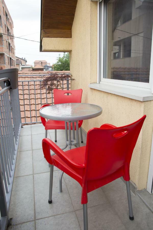 Appartement Dolce Casa à Belgrade Extérieur photo